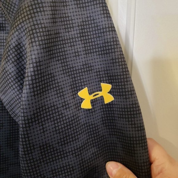 Under Armour Black Camo Pittsburgh Steelers Performance Hoodie-Size: Youth Large - Picture 10 of 14